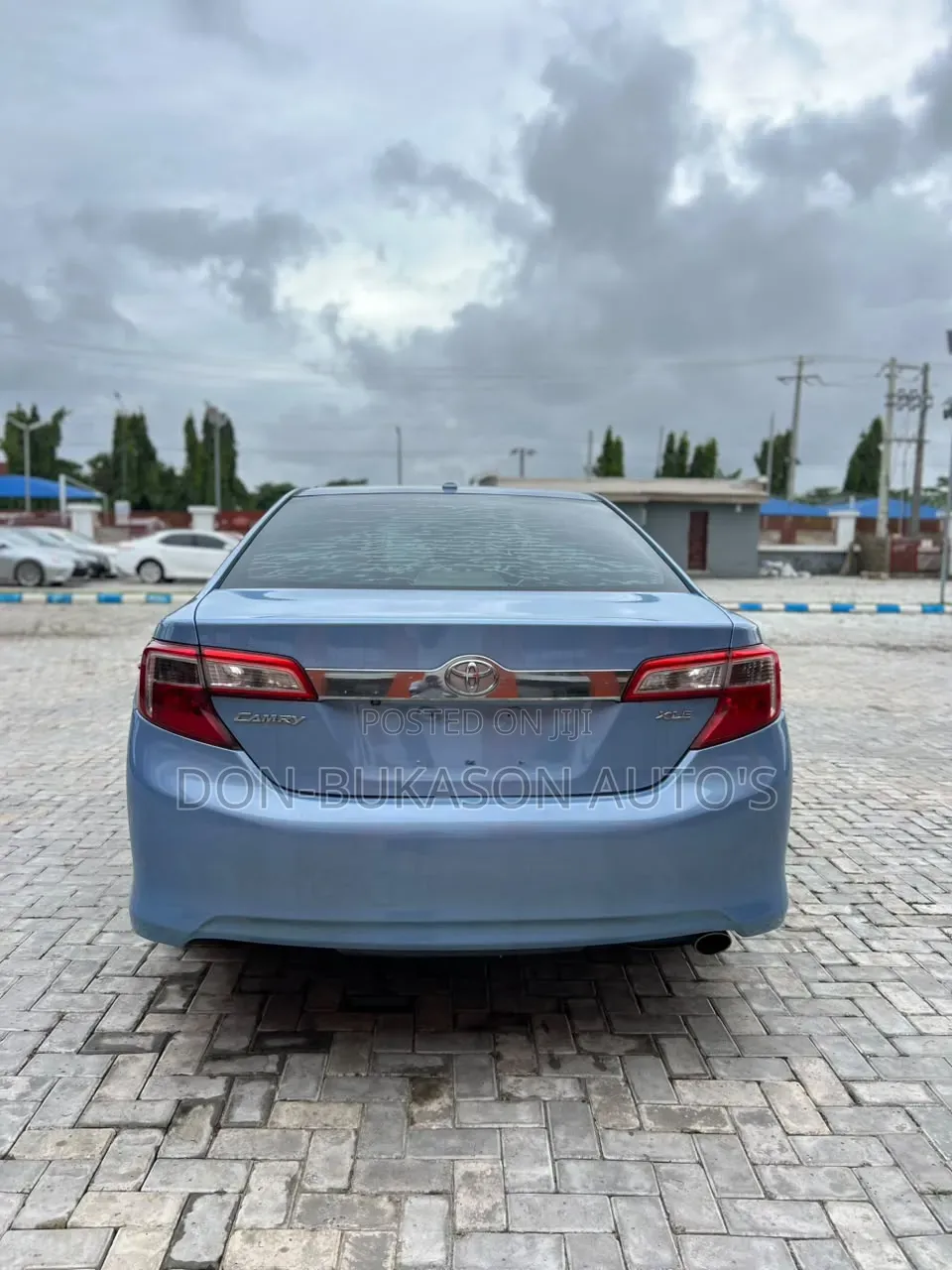Toyota Camry XLE 4dr Sedan (2.5L 4cyl 6A) 2012 Blue