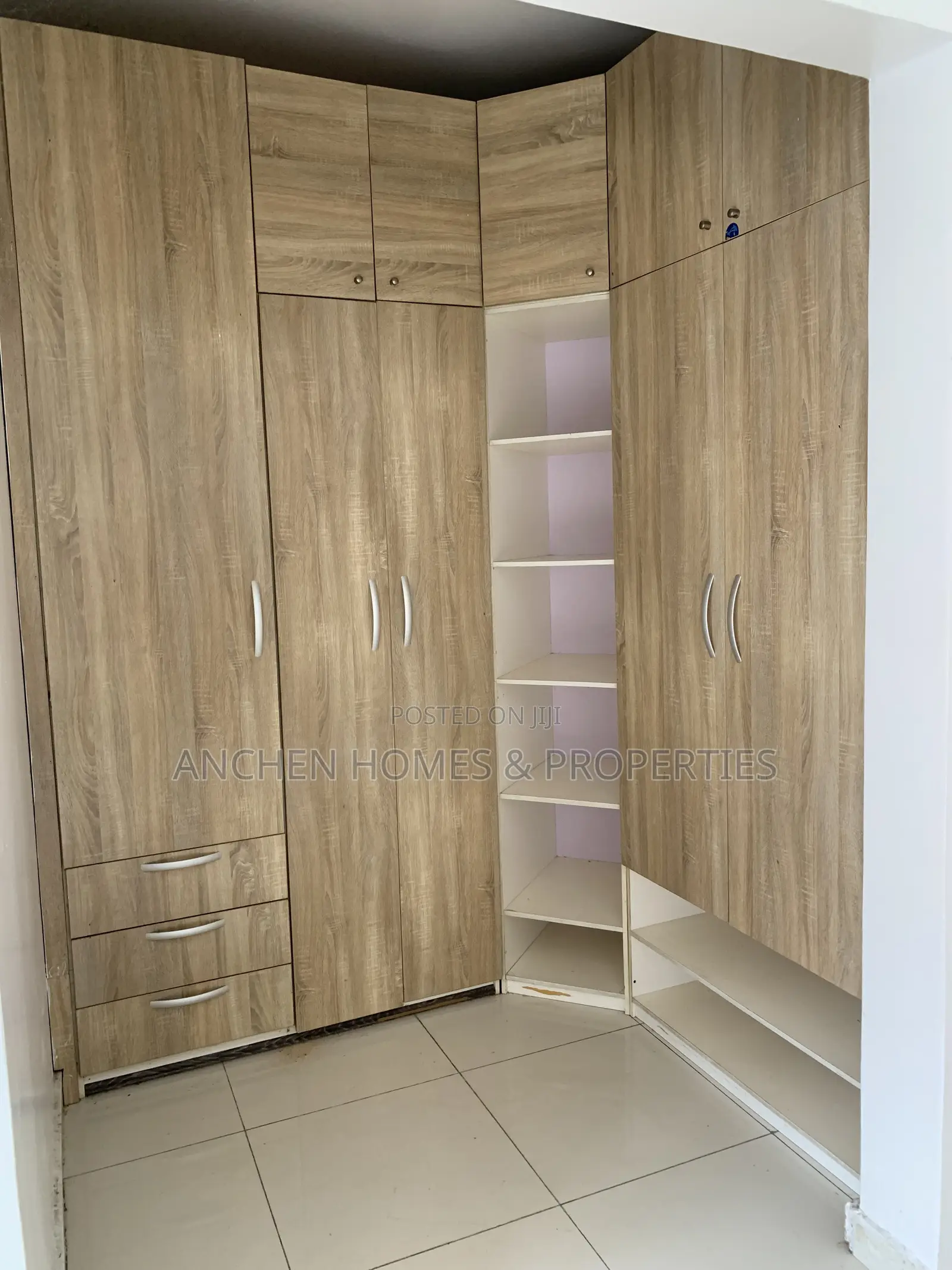 4bdrm Duplex in Ikota Villa, Lekki for rent