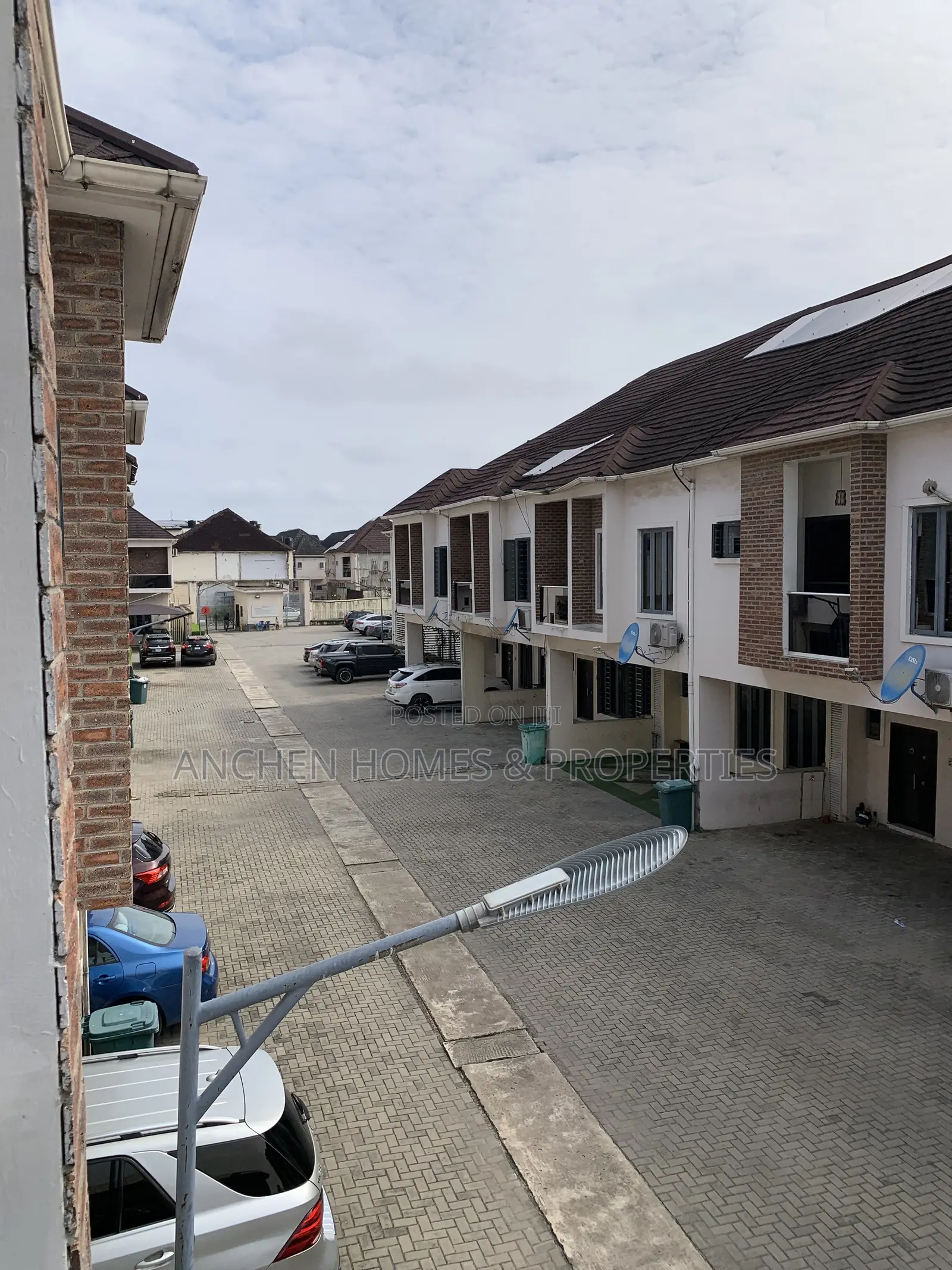 4bdrm Duplex in Ikota Villa, Lekki for rent