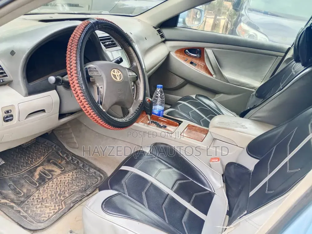 Toyota Camry LE 4dr Sedan (2.4L 4cyl 5A) 2008 Blue