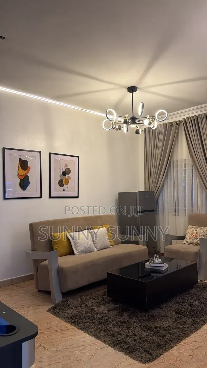 Entire 1 Bedroom Apt With Snooker