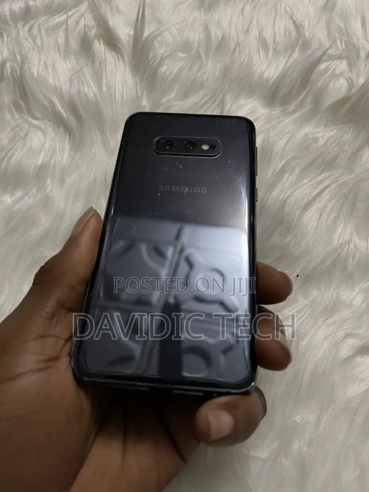 Samsung Galaxy S10e 128 GB Black