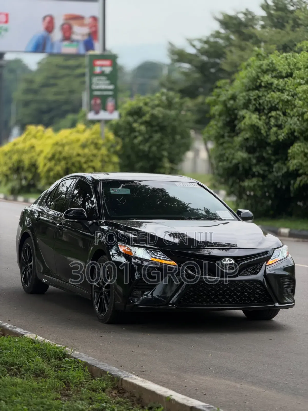 Toyota Camry 2018 Black