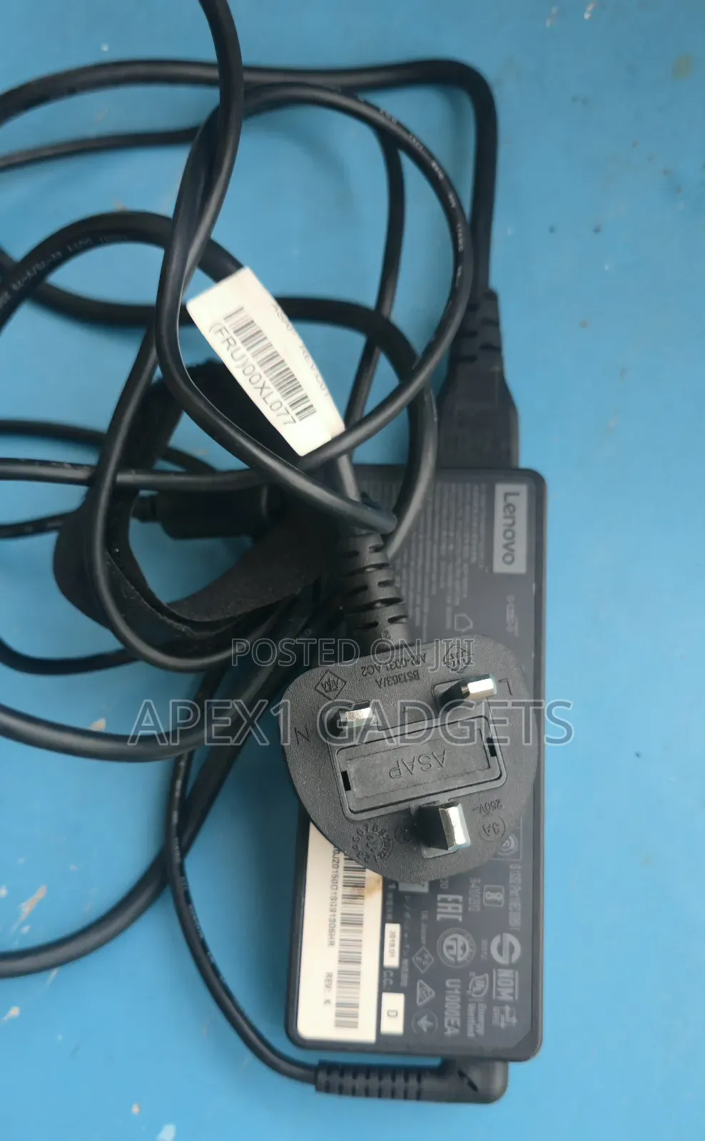 90 Watts Lenovo Square Mouth Charger