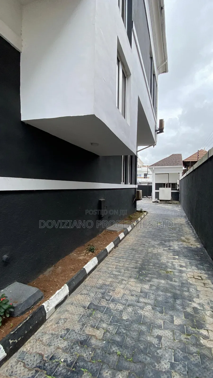 6bdrm Duplex in Victoria Island Extension for rent