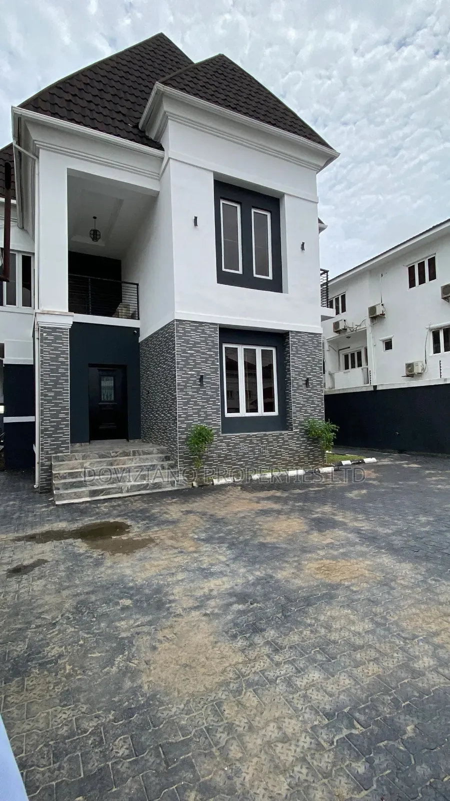 6bdrm Duplex in Victoria Island Extension for rent