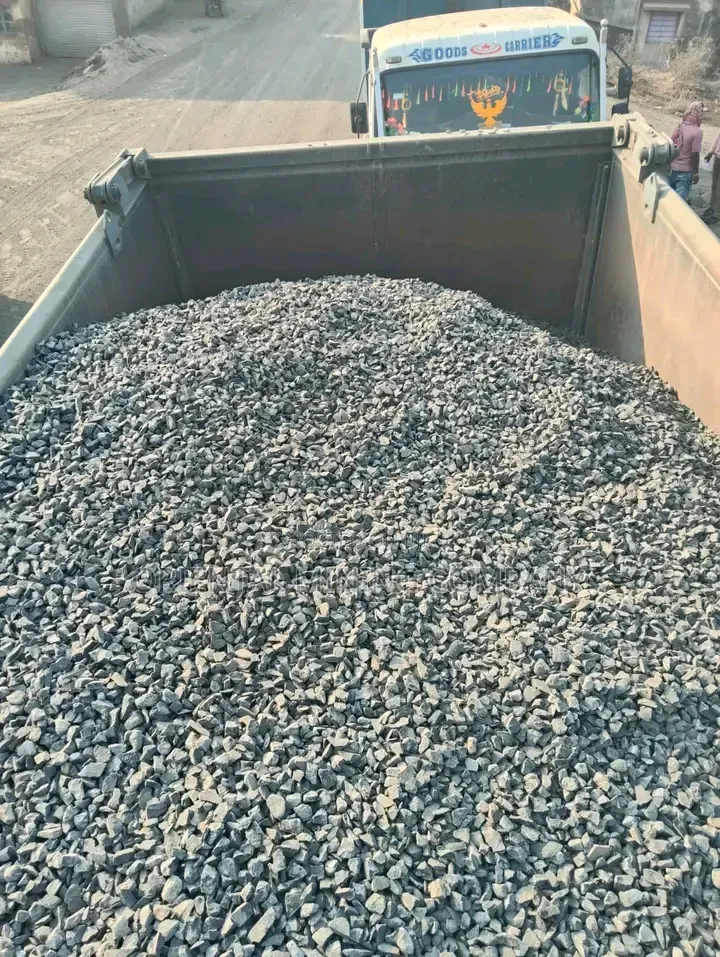3/4 Granite Chippings for Decking - Direct Quarry Price - Delivery