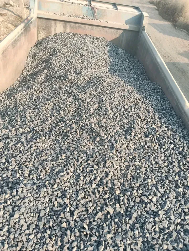 3/4 Granite Chippings for Decking - Direct Quarry Price - Delivery