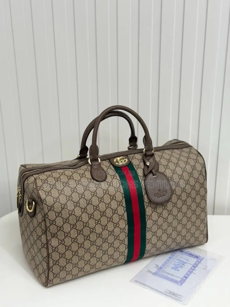 Genuine Leather of Gucci and Louis Vuitton as wellTraveling Bag