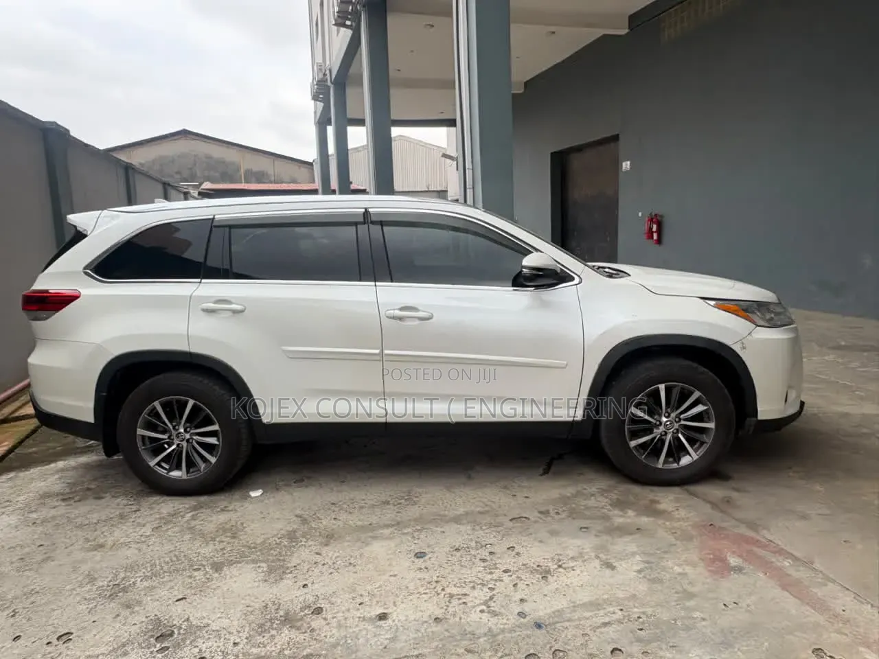 Toyota Highlander XLE 2019 White