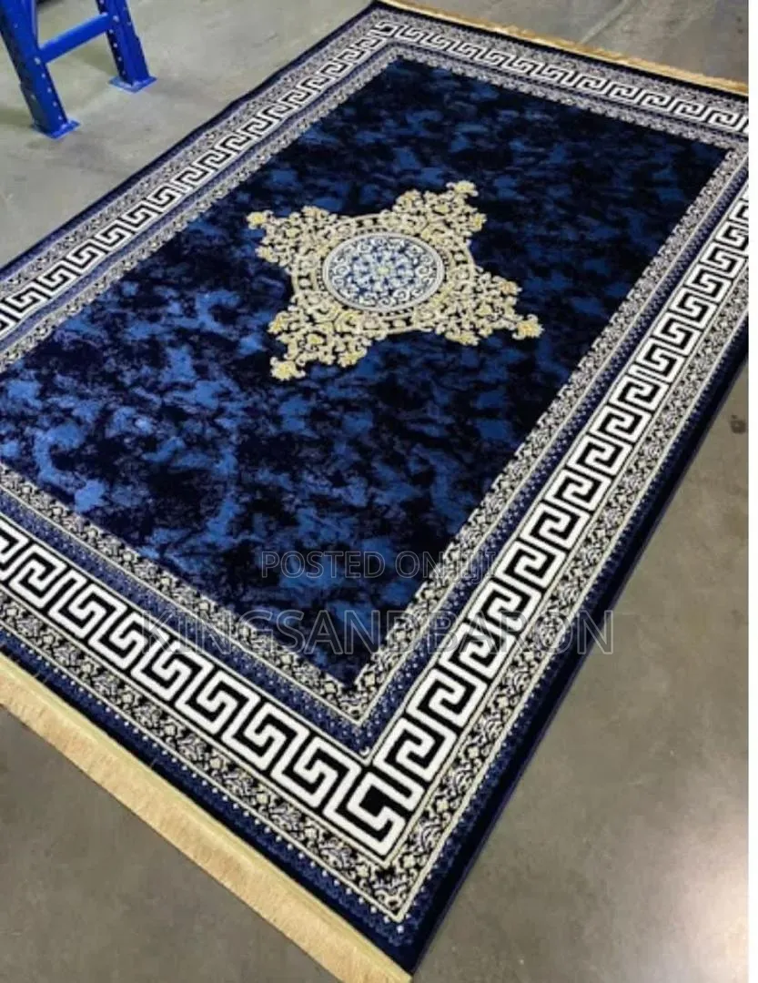 5x7fts Versace Turkey Desgner Center Rug(7x10 ,4x6)