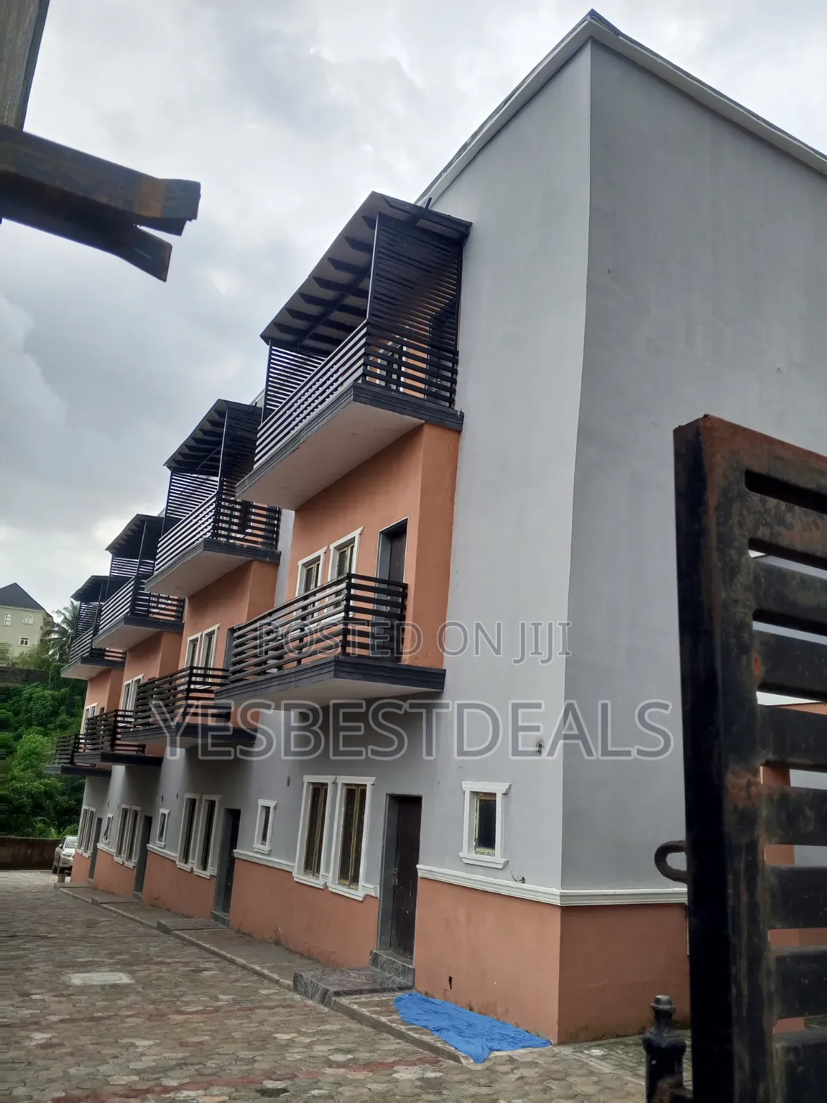 Furnished 4bdrm Townhouse / Terrace in Apo Resettlement for rent
