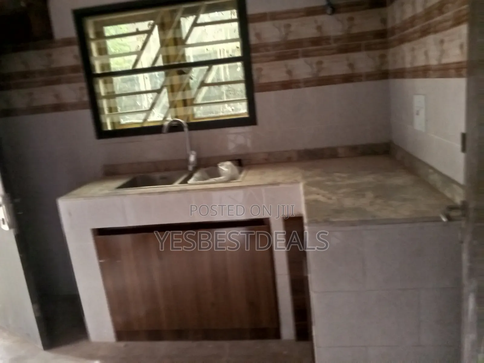 Furnished 4bdrm Townhouse / Terrace in Apo Resettlement for rent