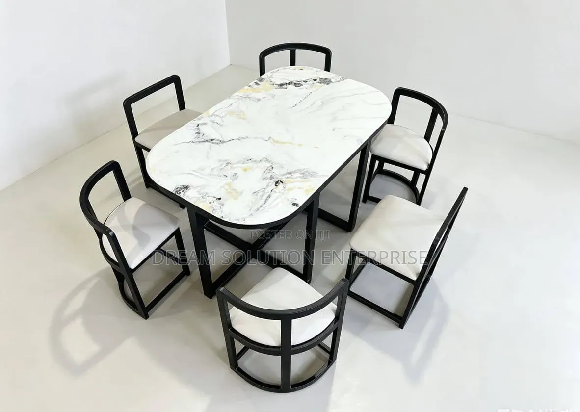 Beautiful Six Seater Dinning Table With Chairs