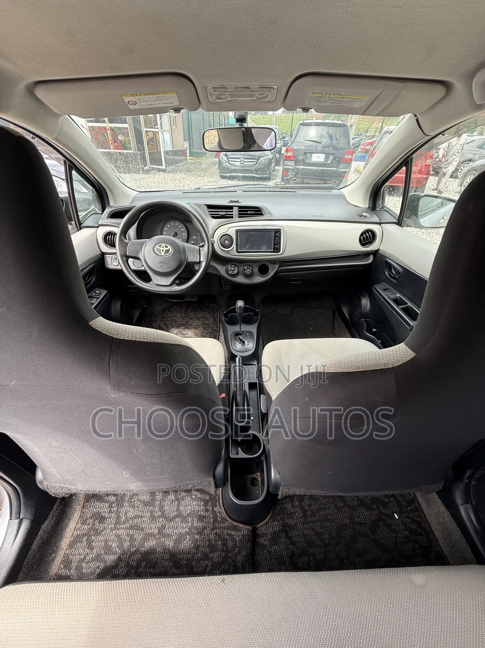 Toyota Yaris 2014 Silver