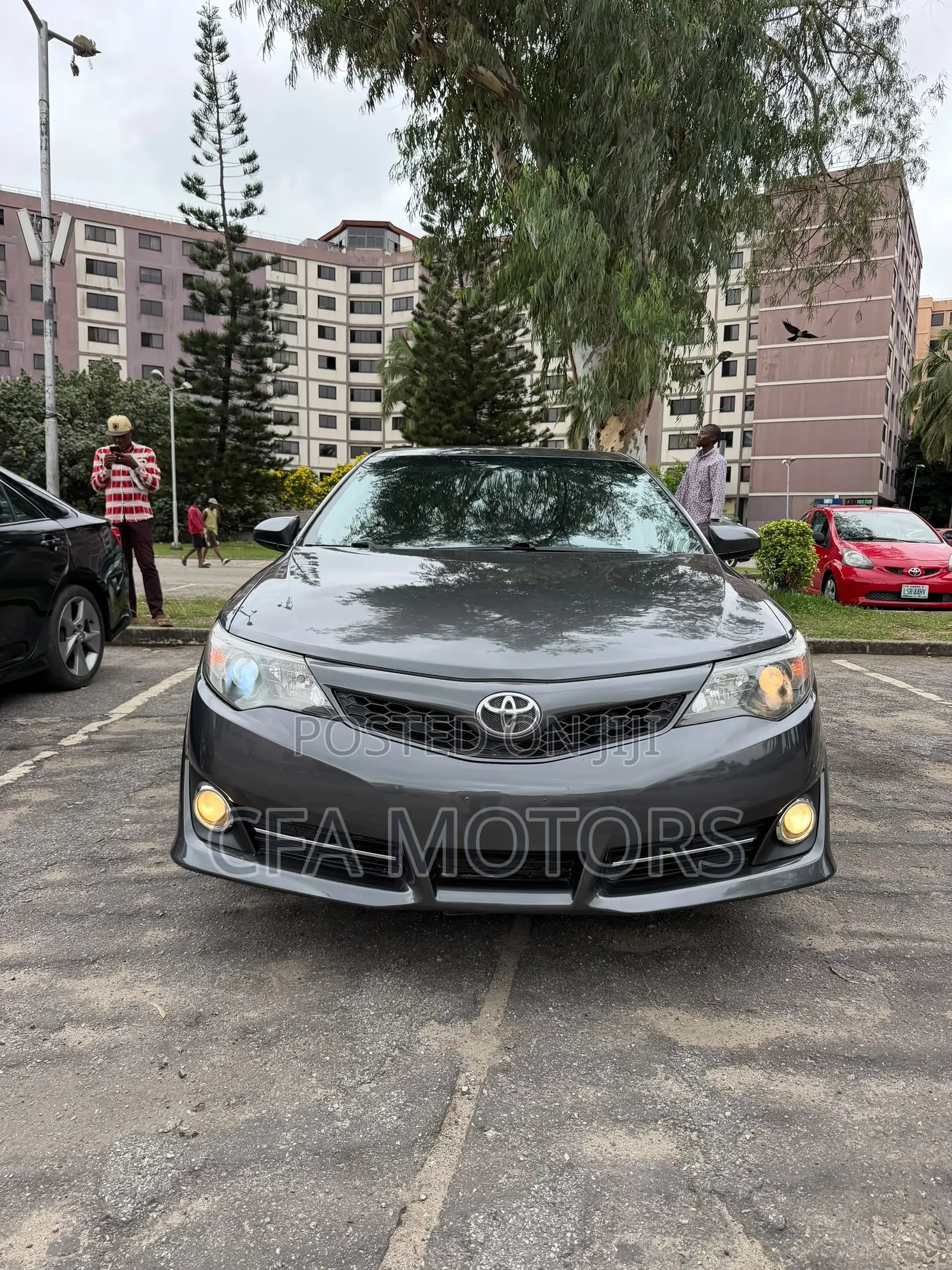 Toyota Camry 2012 Gray