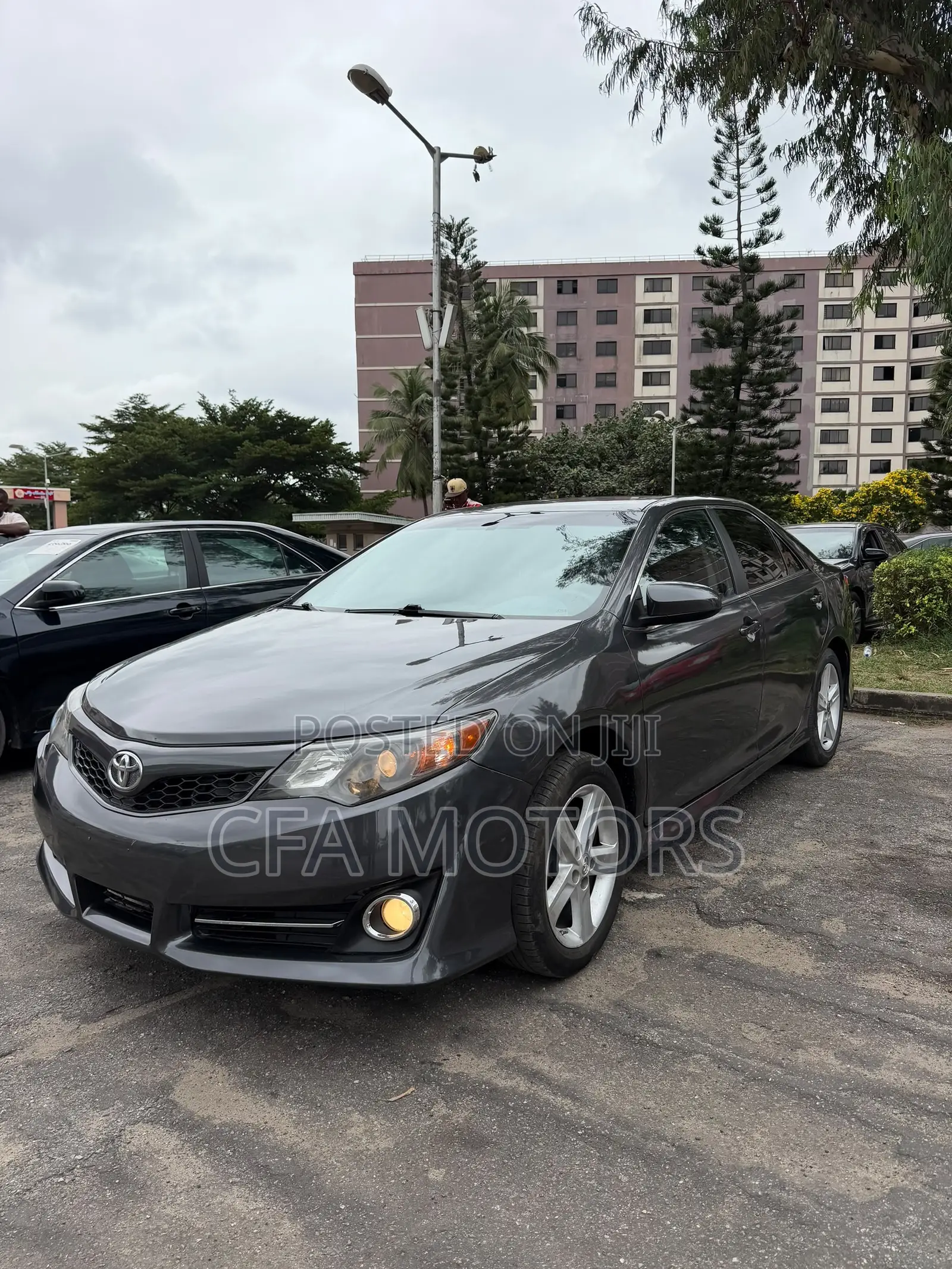Toyota Camry 2012 Gray