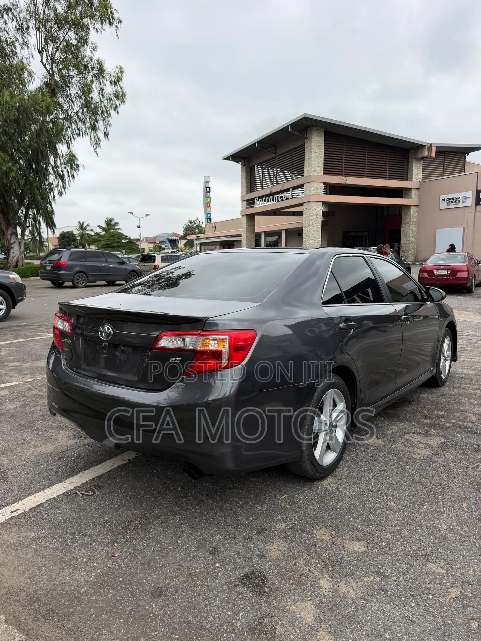 Toyota Camry 2012 Gray
