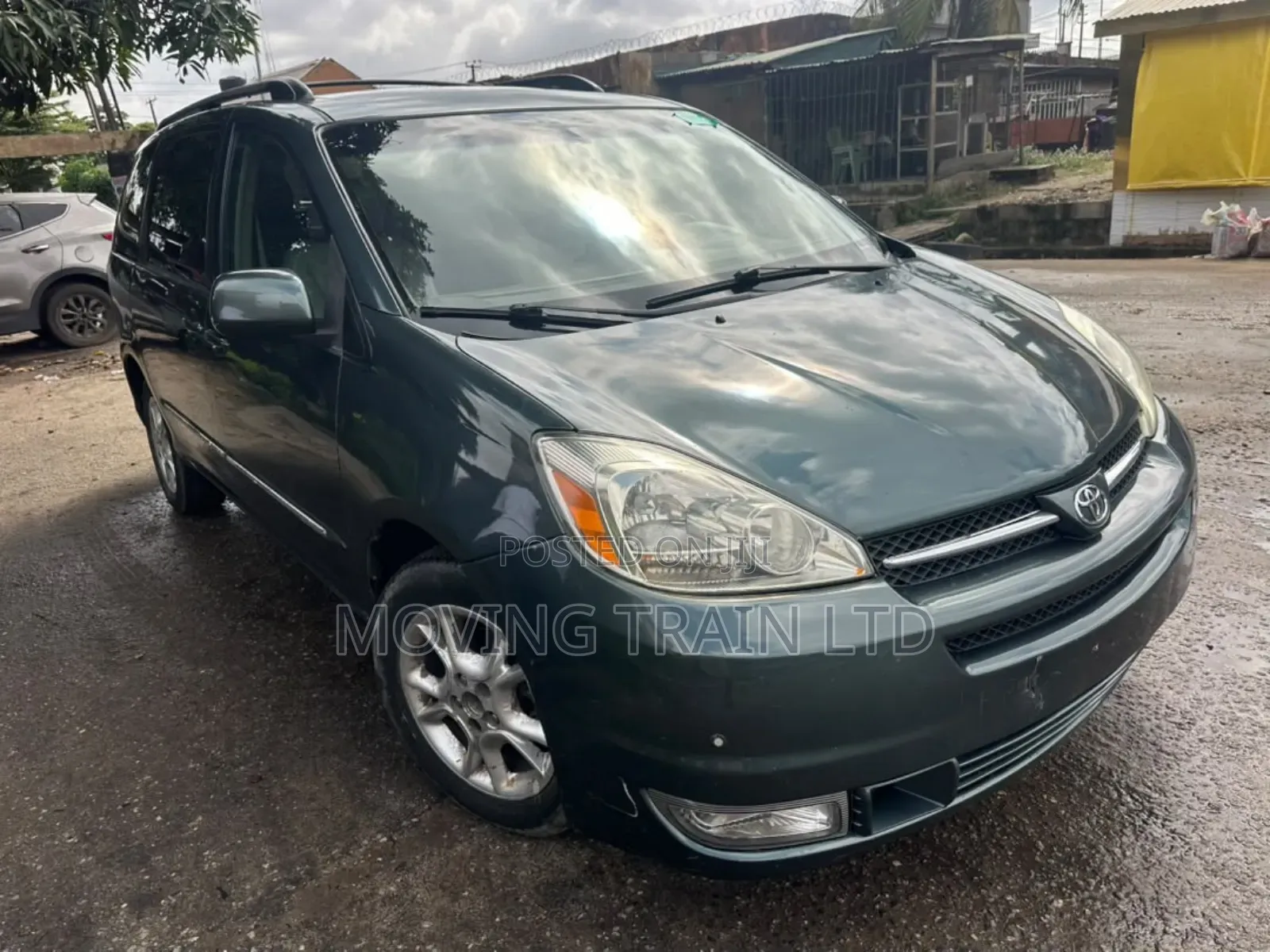 Toyota Sienna 2005 Green