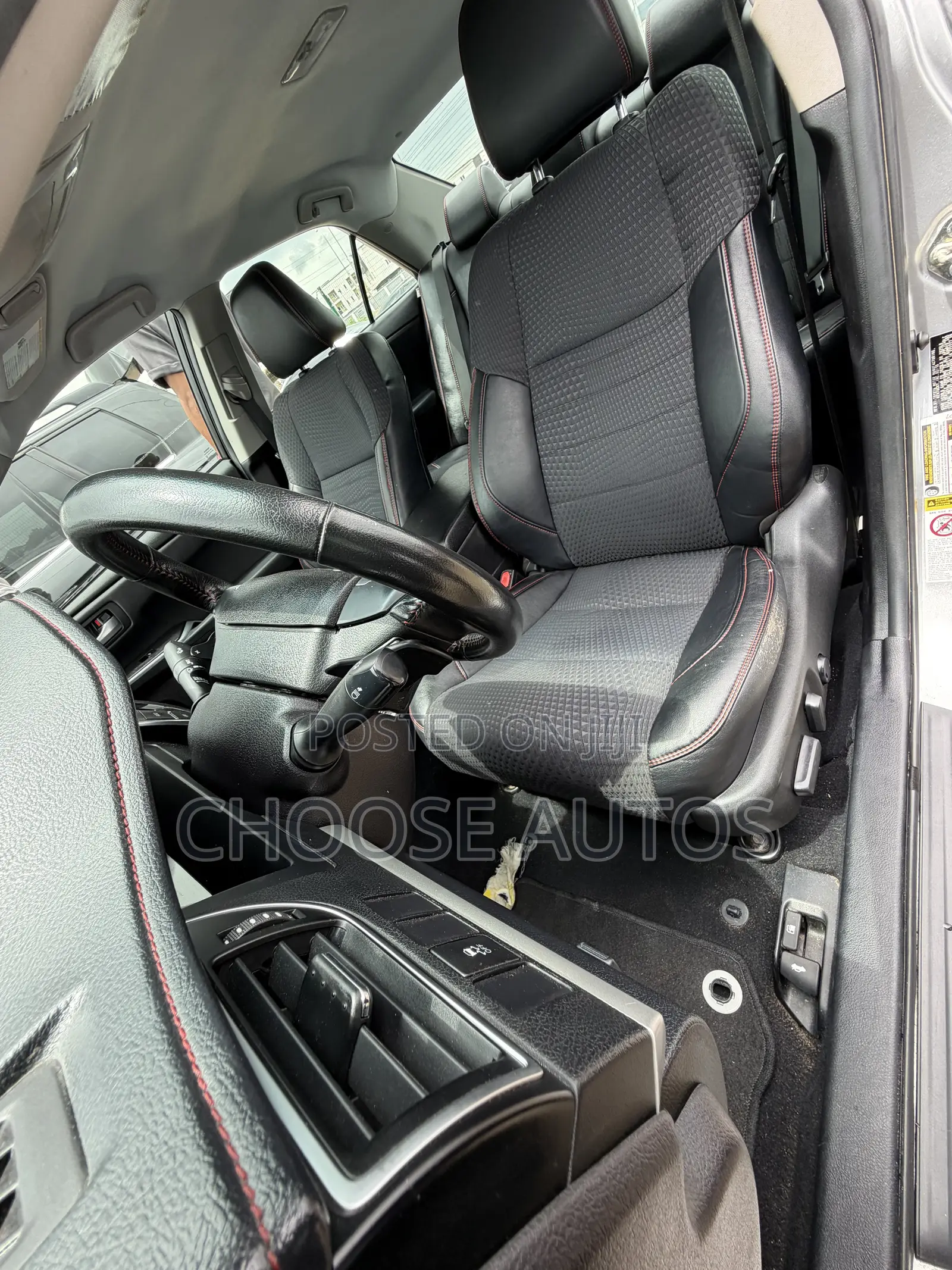 Toyota Camry SE 4dr Sedan (2.5L 4cyl 6A) 2015 Silver
