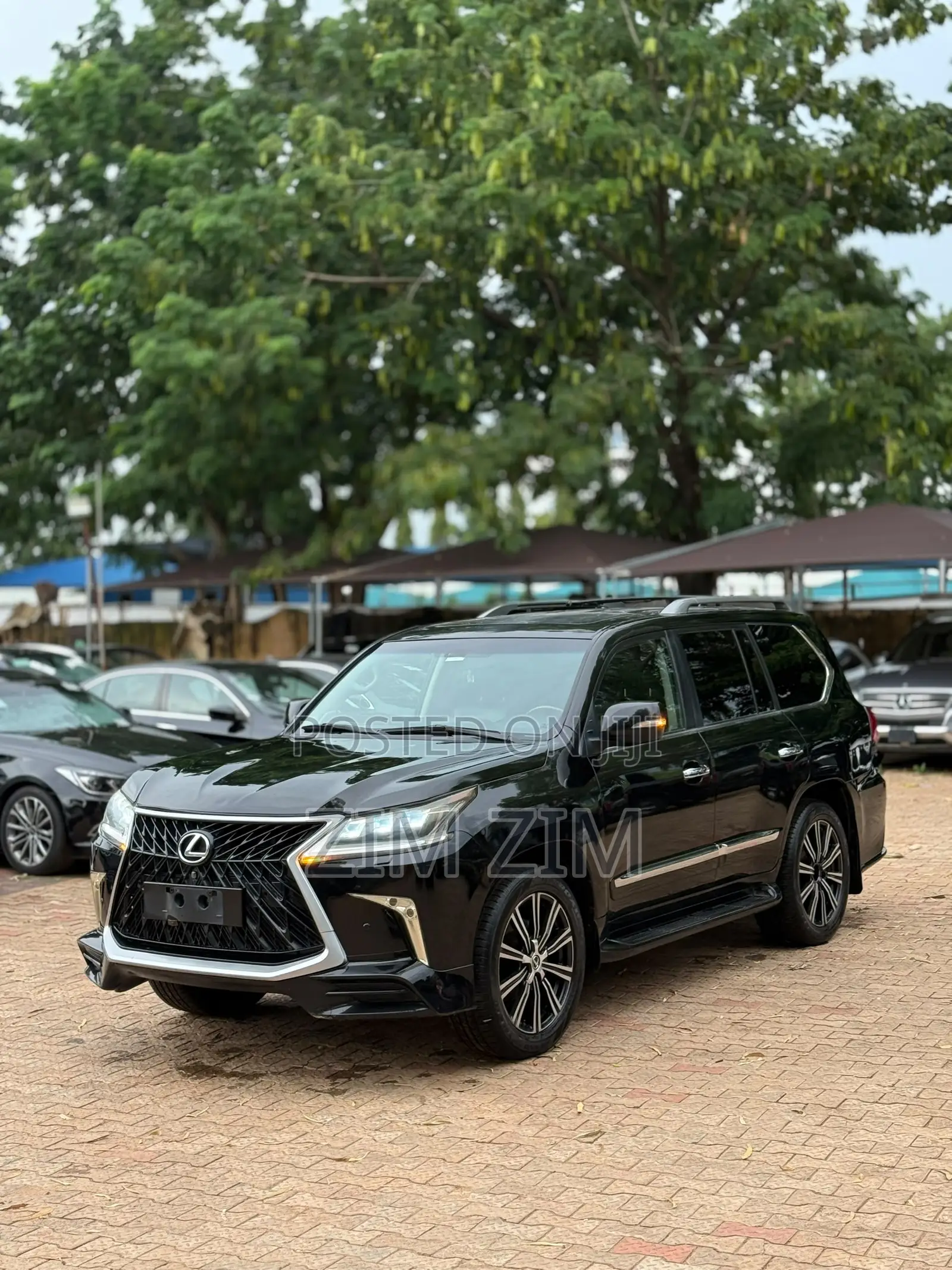 Lexus LX 570 AWD 2013 Black