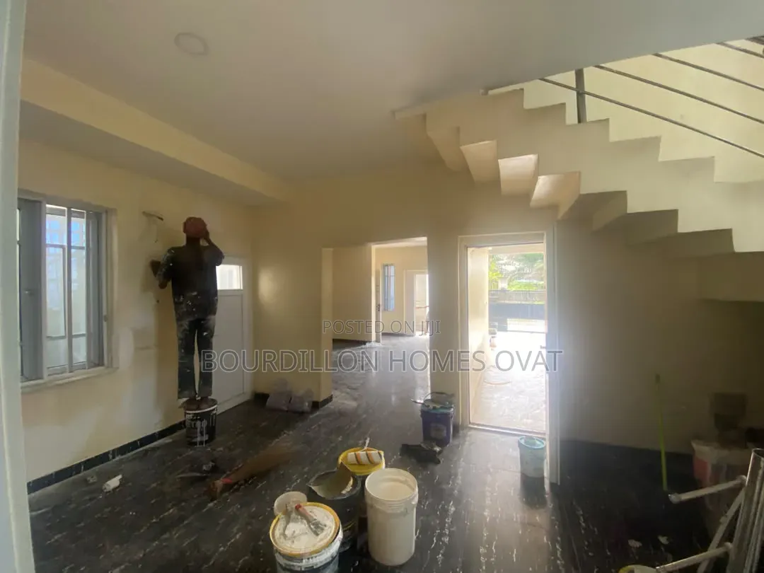 4bdrm Duplex in Lekki Scheme 2 Ajah for rent