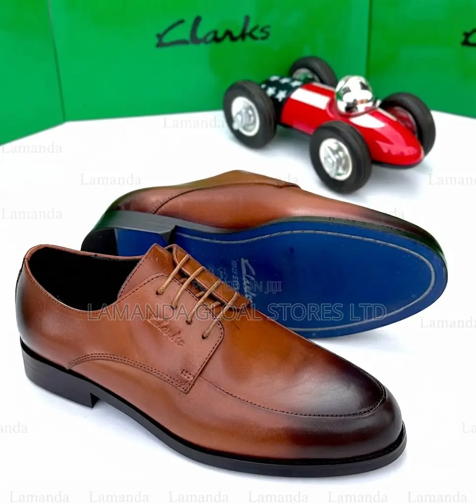 Clarks Leather Derby Dress Shoes in Tan