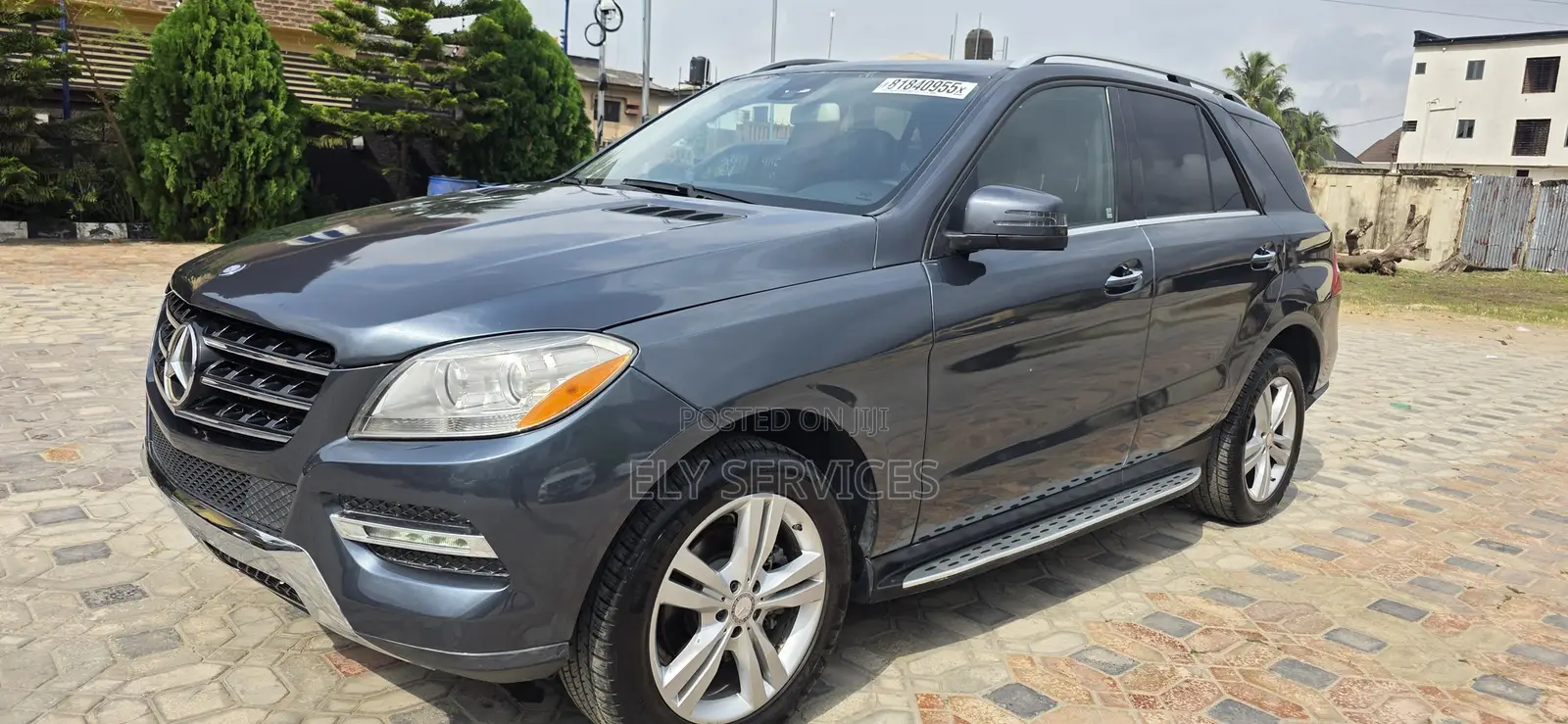 Mercedes-Benz M Class ML350 4MATIC 4dr SUV AWD (3.5L 6cyl 7A) 2015 Gray