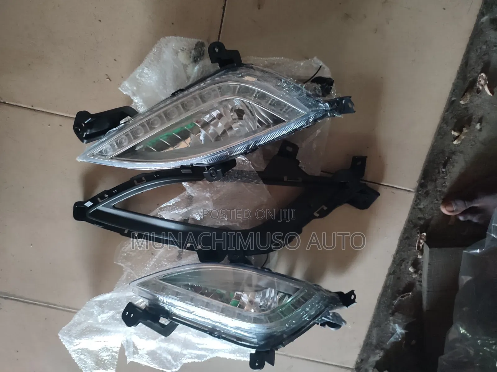 Complete Fog Lamp and Cover Hyundai Elantra GT