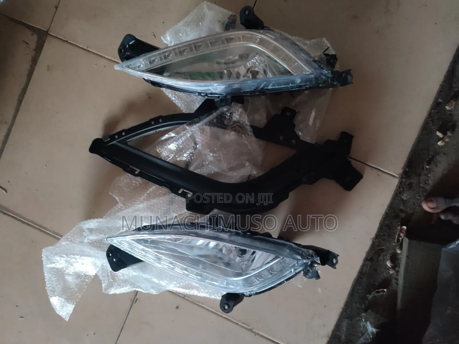 Complete Fog Lamp and Cover Hyundai Elantra GT