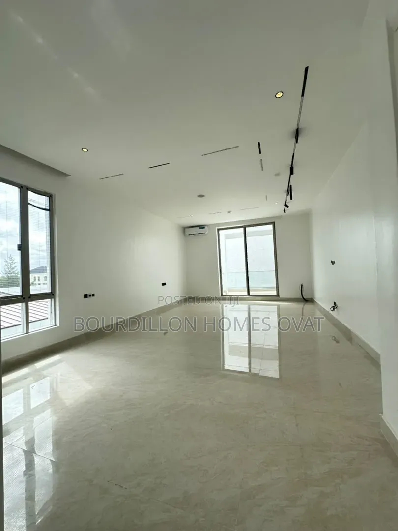 6bdrm Duplex in Banana Island Ikoyi for sale