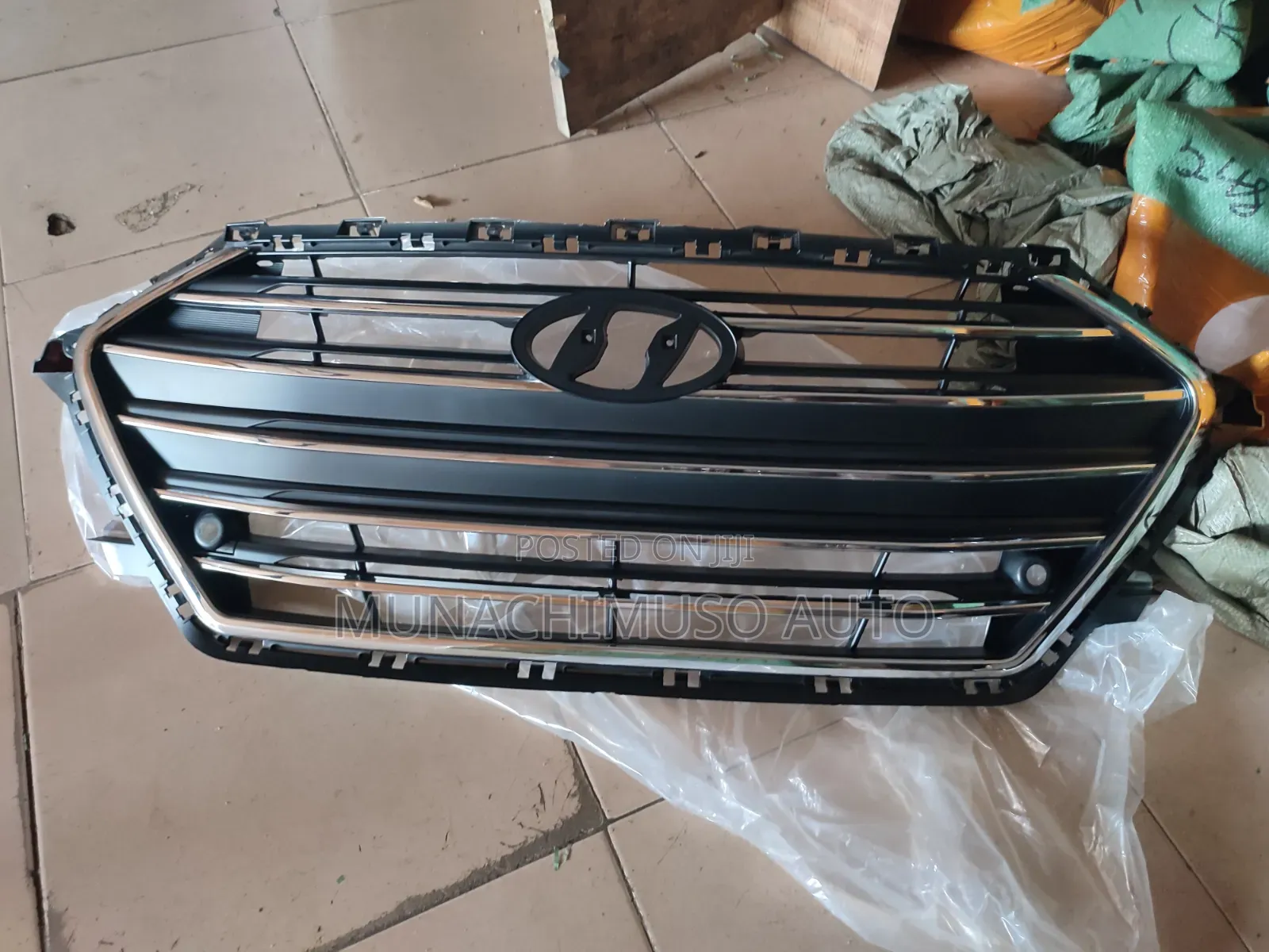 Front Grill Hyundai Elantra 2016/17