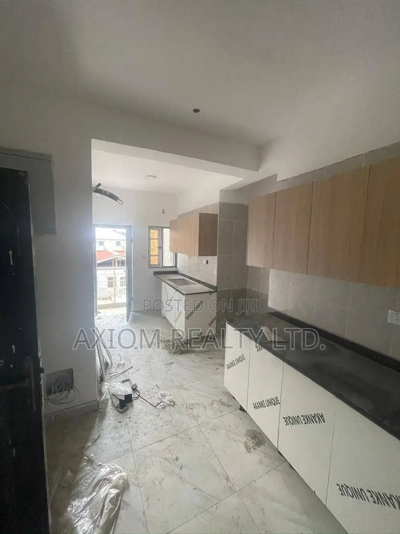 2bdrm Apartment in Sangotedo, Lagos for sale