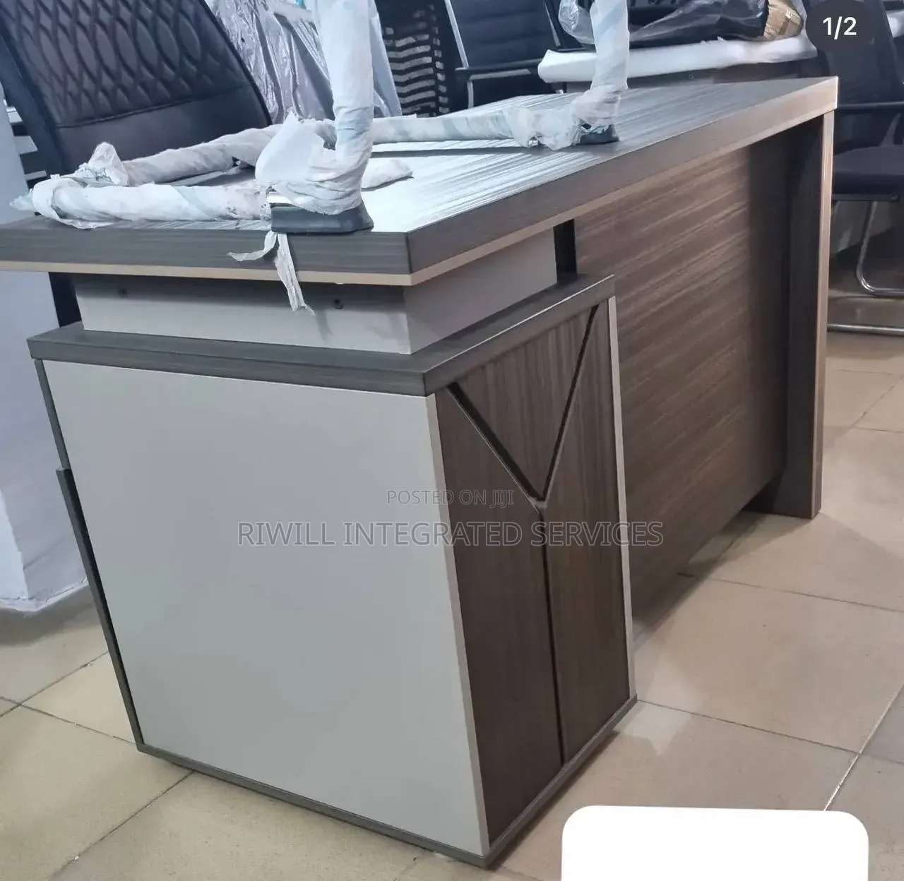 2.1 Metres Office Desk