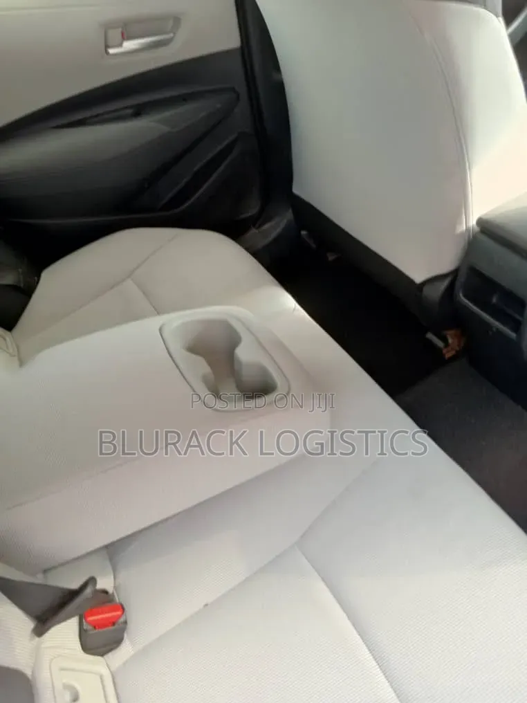 Toyota Corolla LE 2021 Gray
