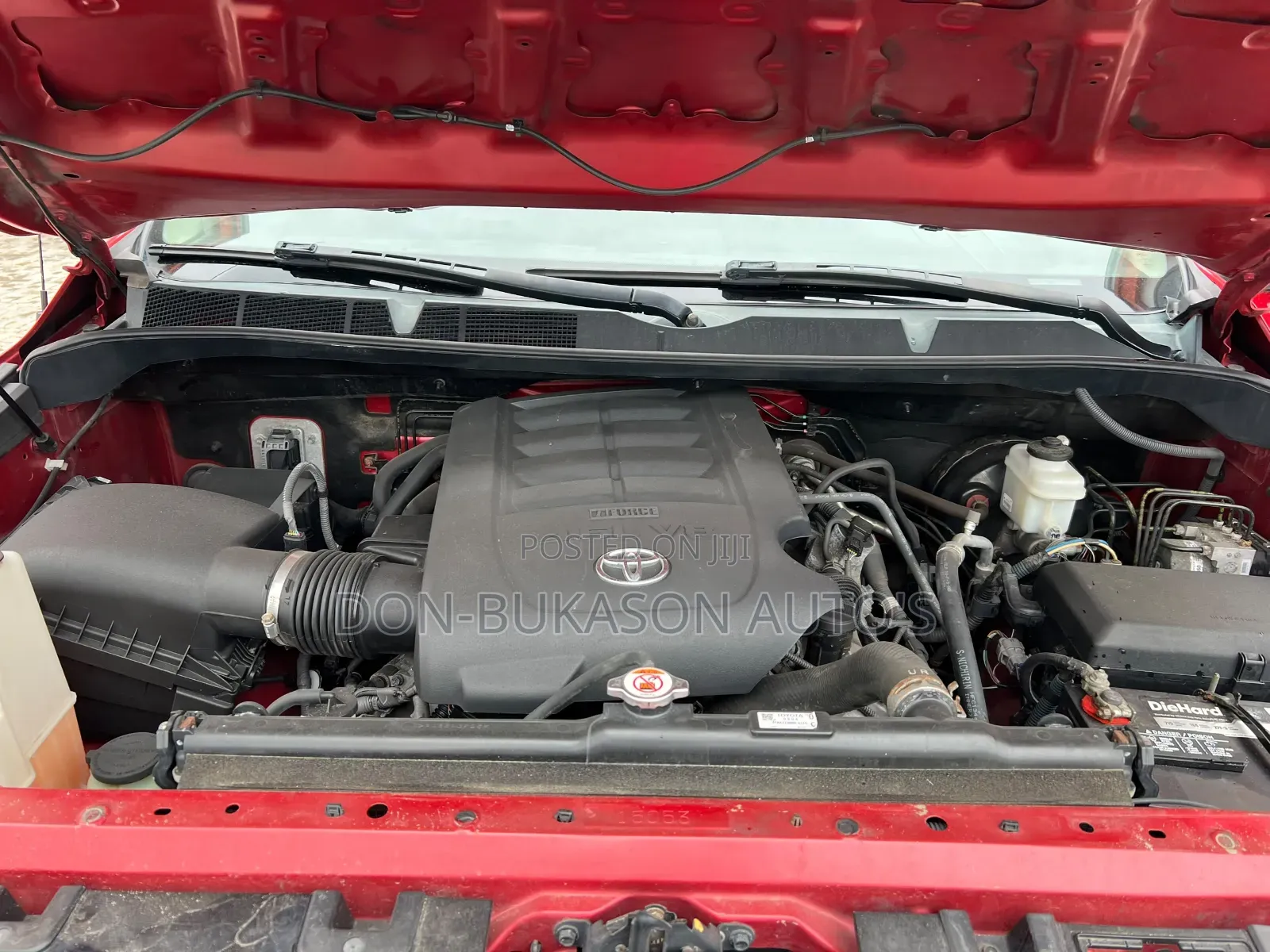 Toyota Tundra 1794 5.7L V8 4x2 CrewMax 5.6 ft. box 145.7 in. WB 2019
