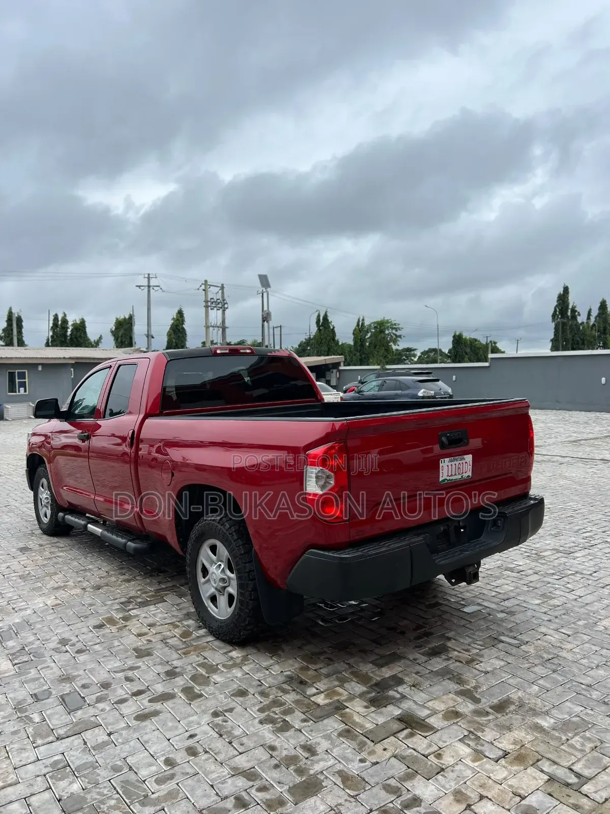 Toyota Tundra 1794 5.7L V8 4x2 CrewMax 5.6 ft. box 145.7 in. WB 2019