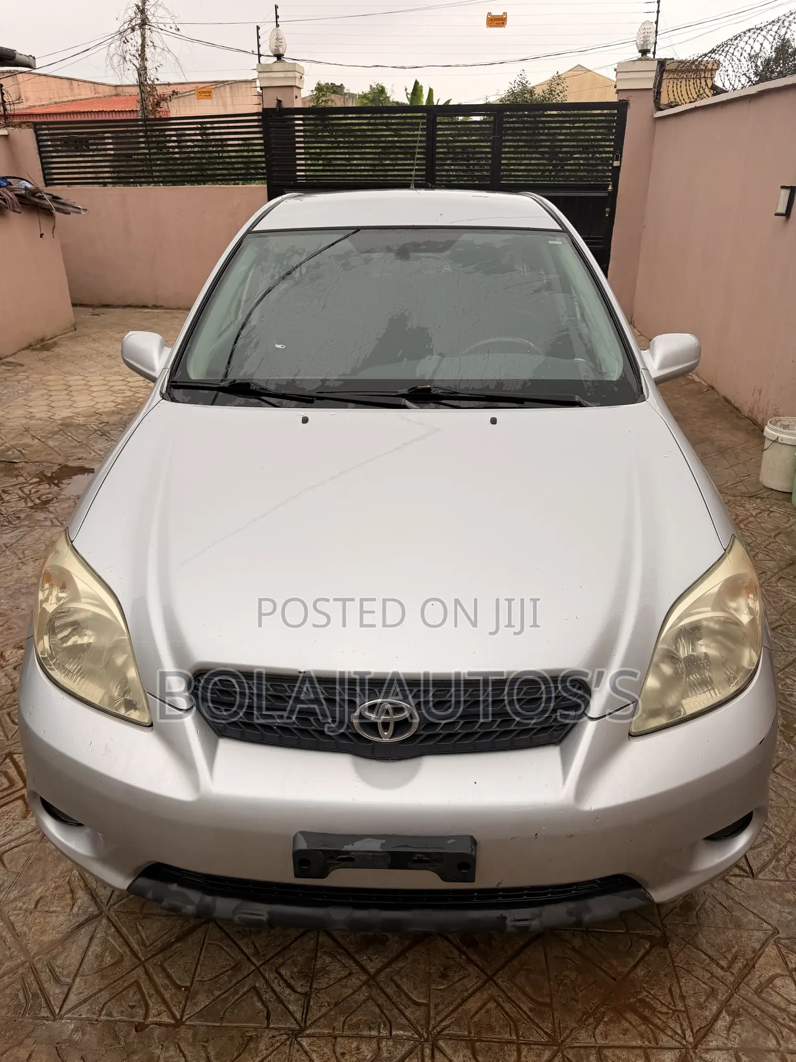 Toyota Matrix XR Hatchback FWD (1.8L 4cyl 4A) 2006 Silver