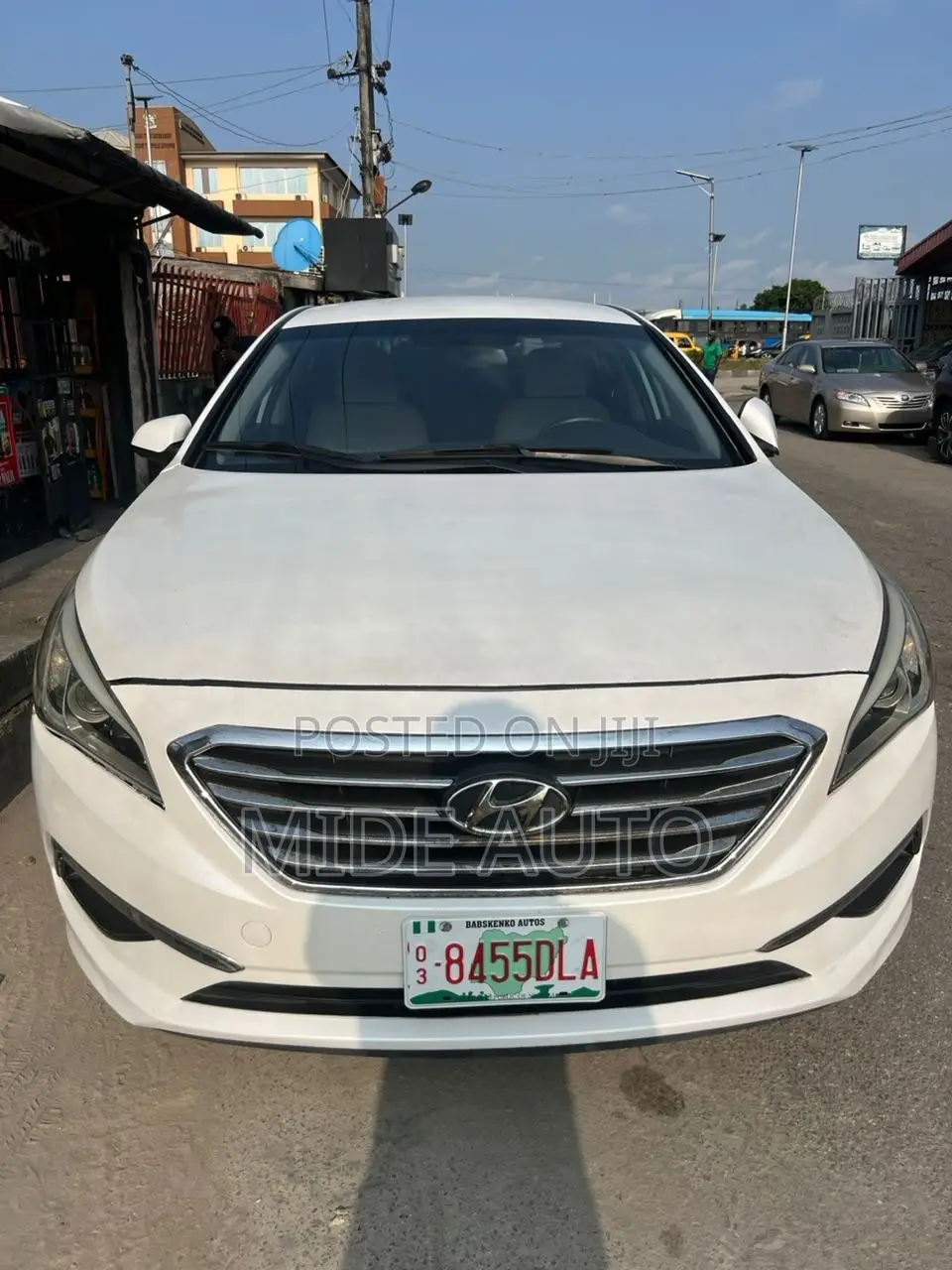 Hyundai Sonata Base Sedan FWD (2.4L 4cyl 6A) 2017 White