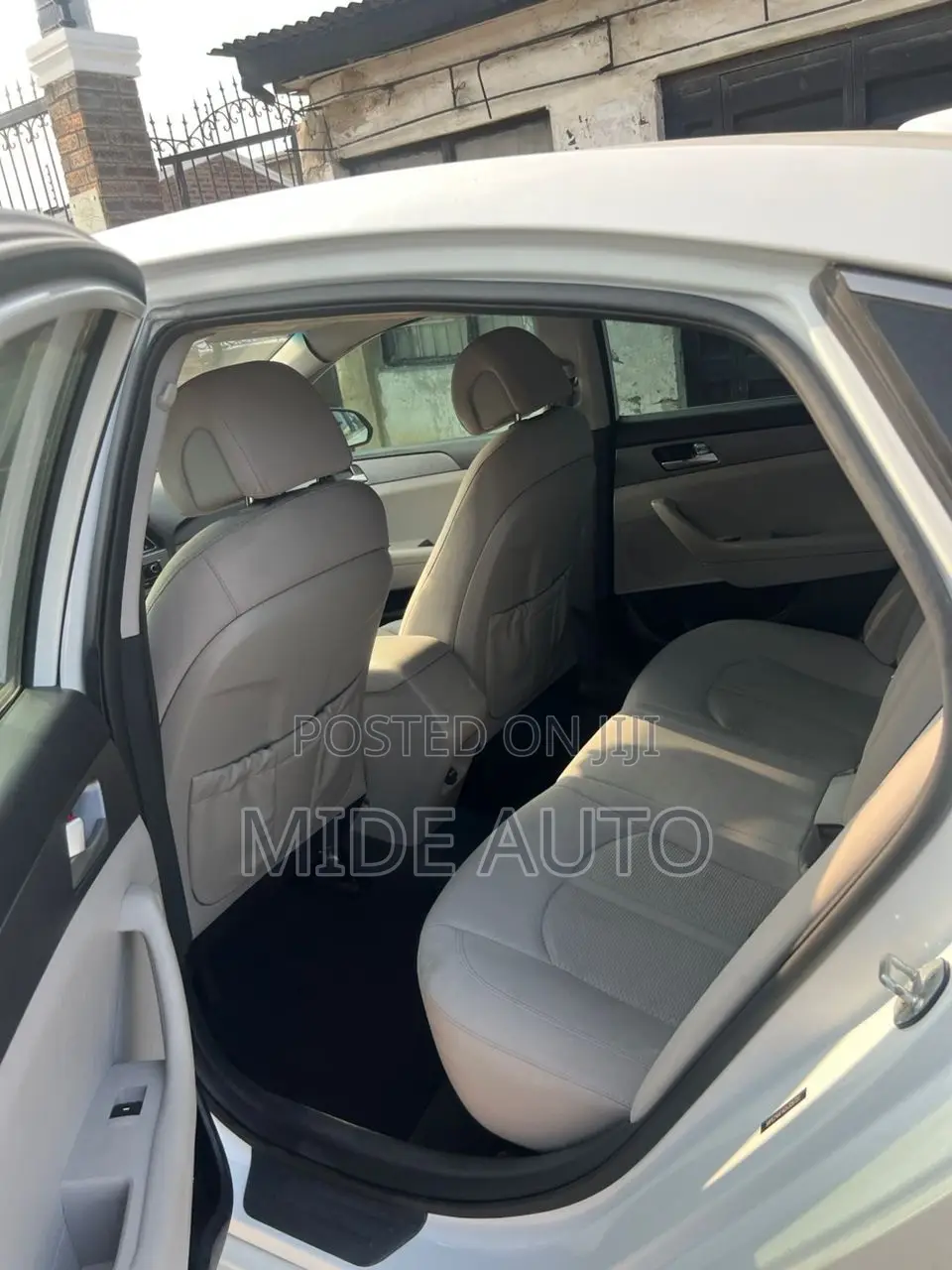 Hyundai Sonata Base Sedan FWD (2.4L 4cyl 6A) 2017 White