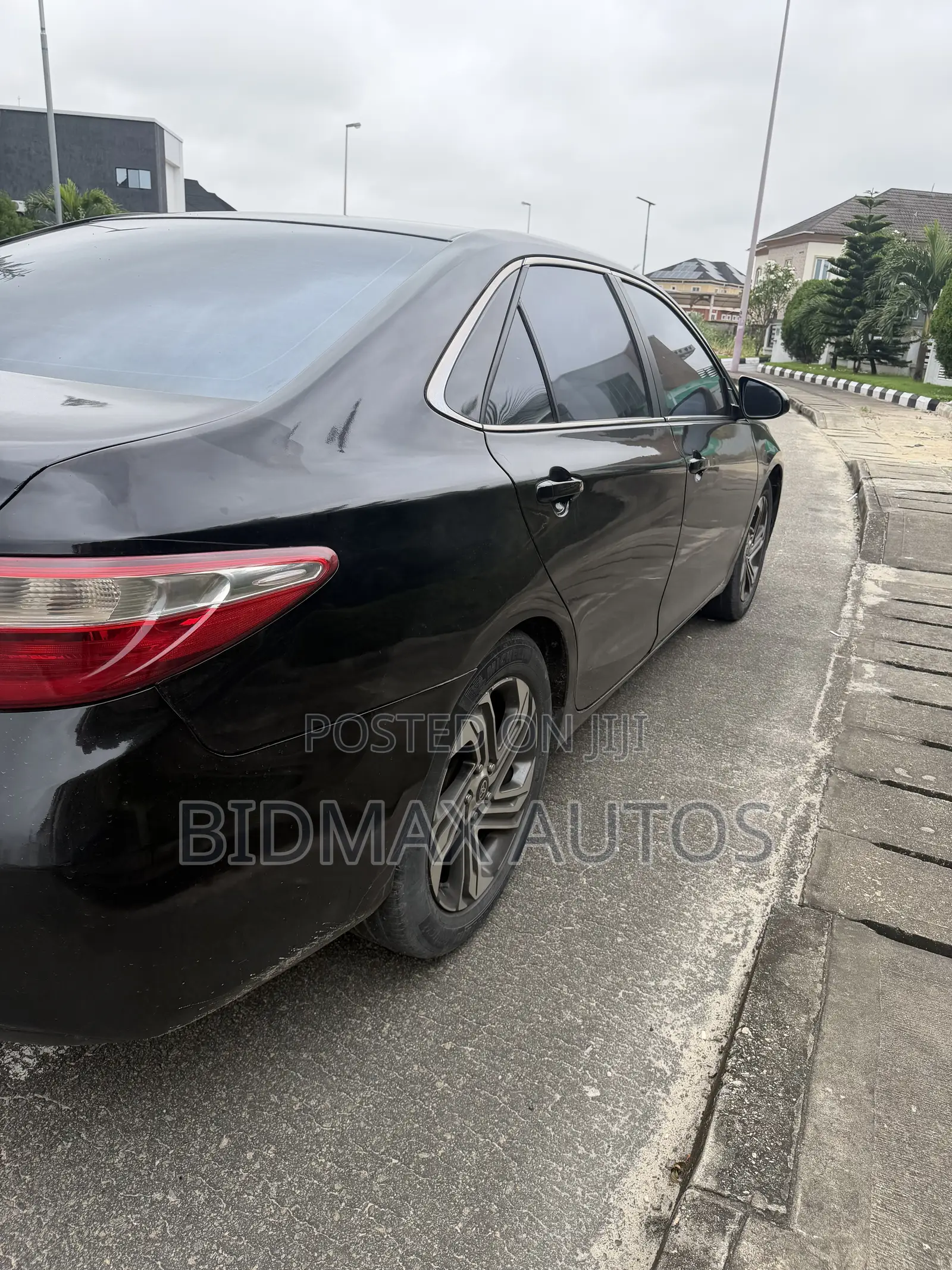 Toyota Camry LE 4dr Sedan (2.5L 4cyl 6A) 2015 Black