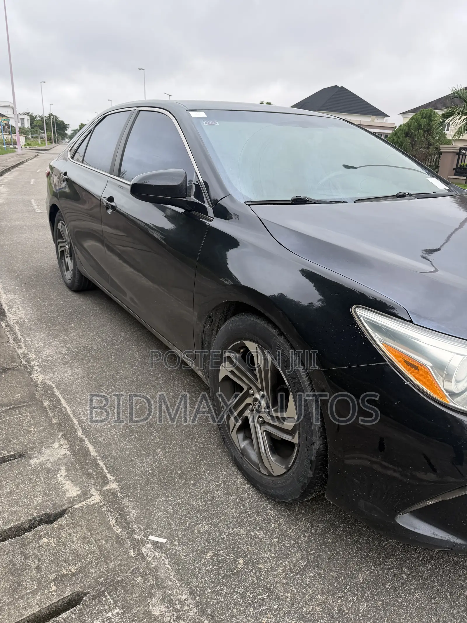 Toyota Camry LE 4dr Sedan (2.5L 4cyl 6A) 2015 Black