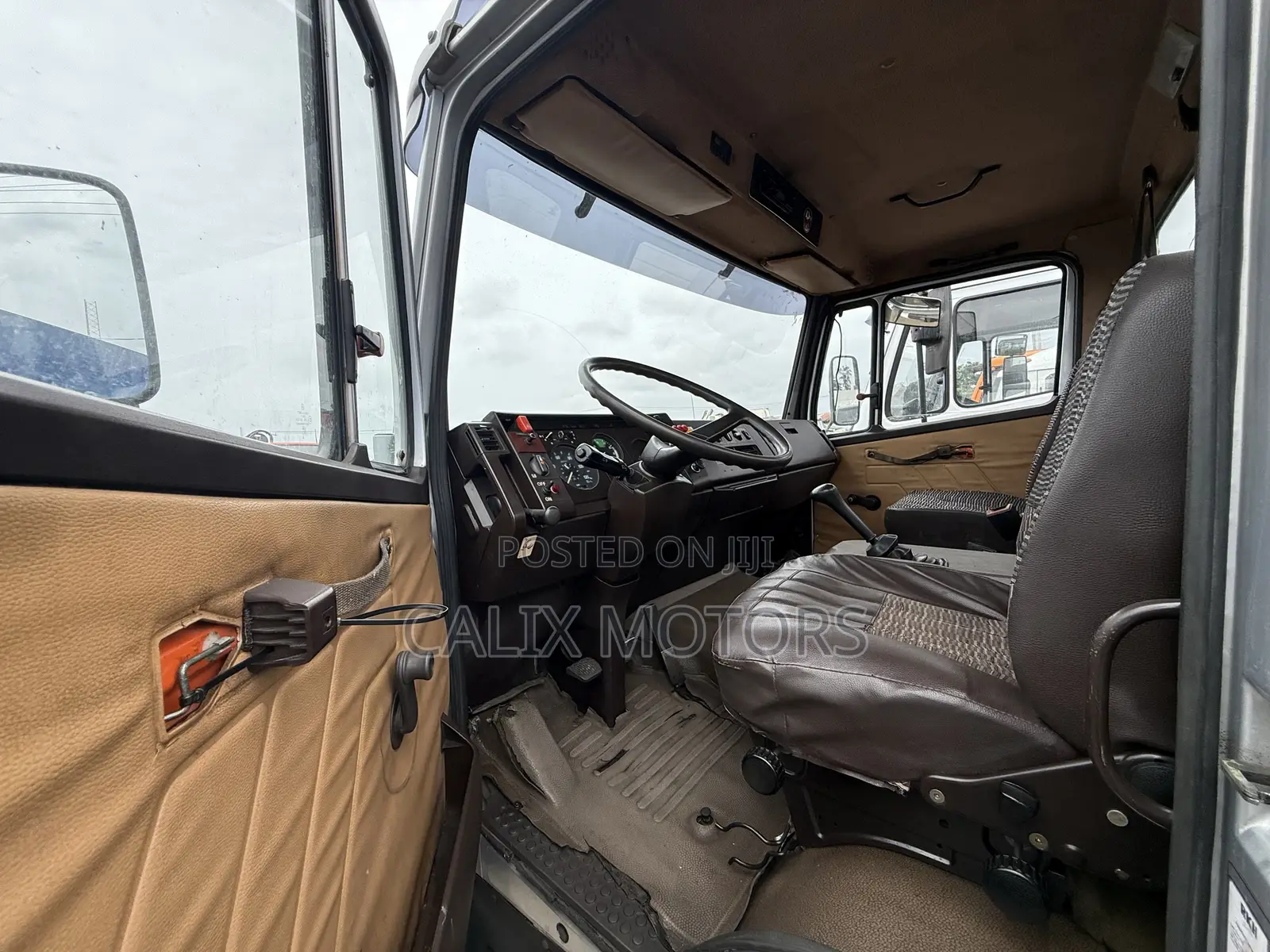 Foreign Used Mercedes Benz 1317 Truck.