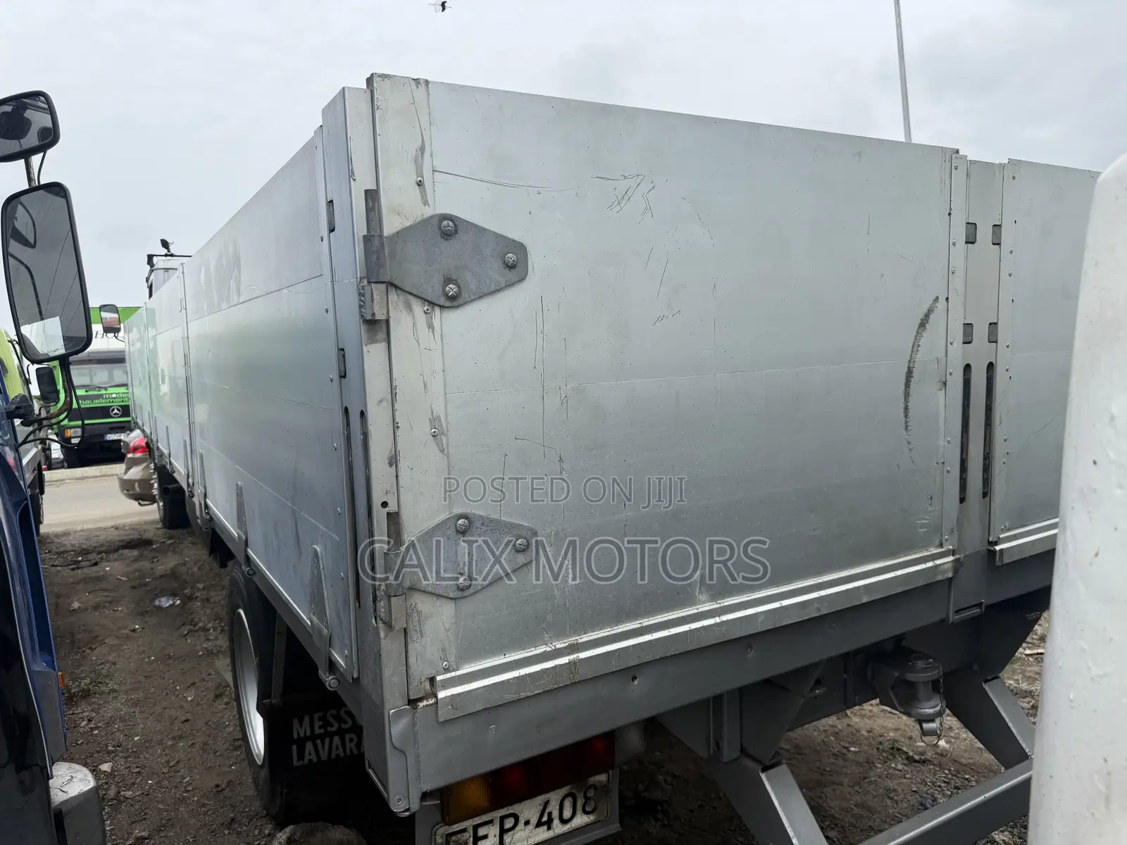 Foreign Used Mercedes Benz 1317 Truck.