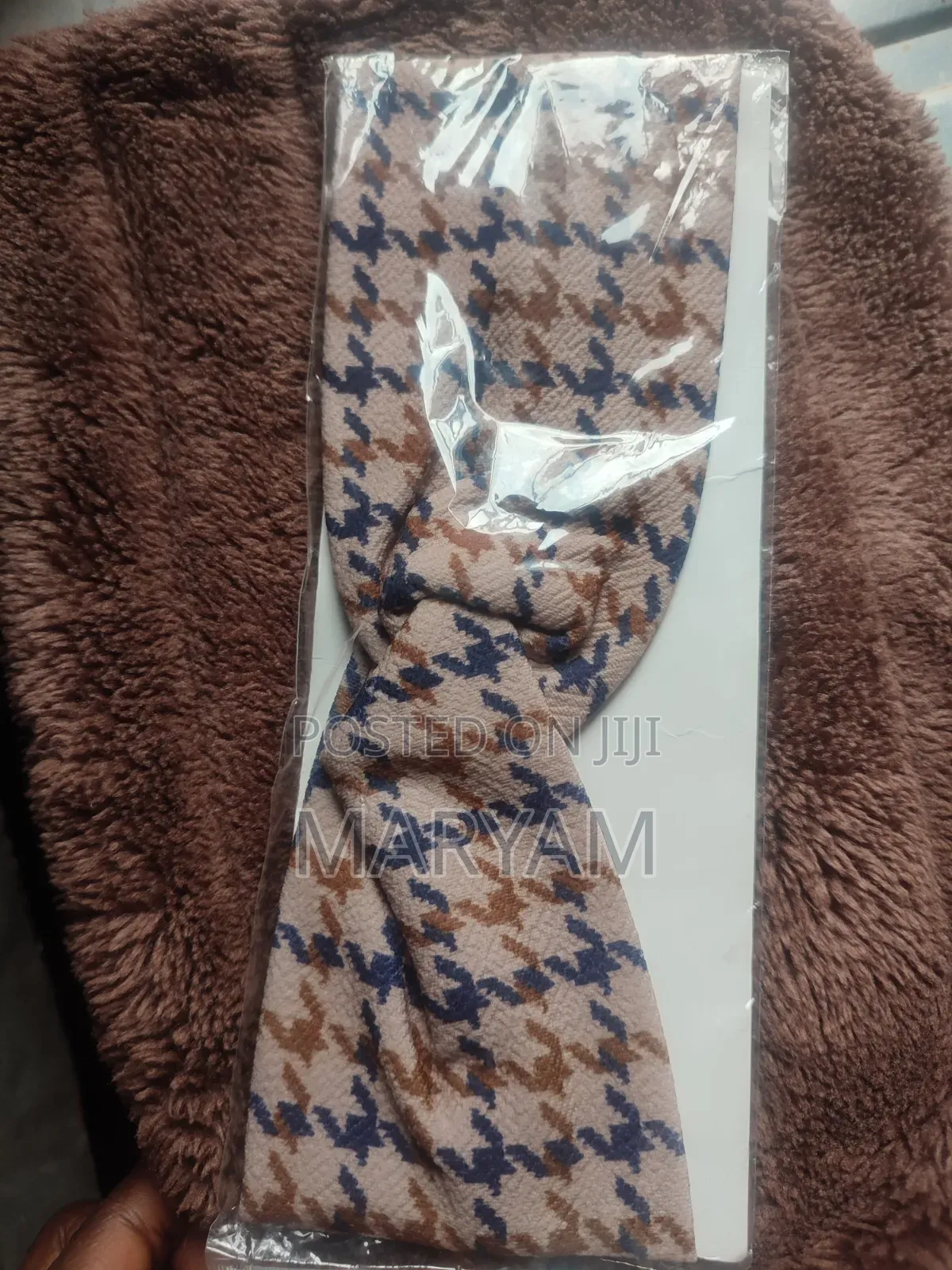 Knotted Fashion Headband