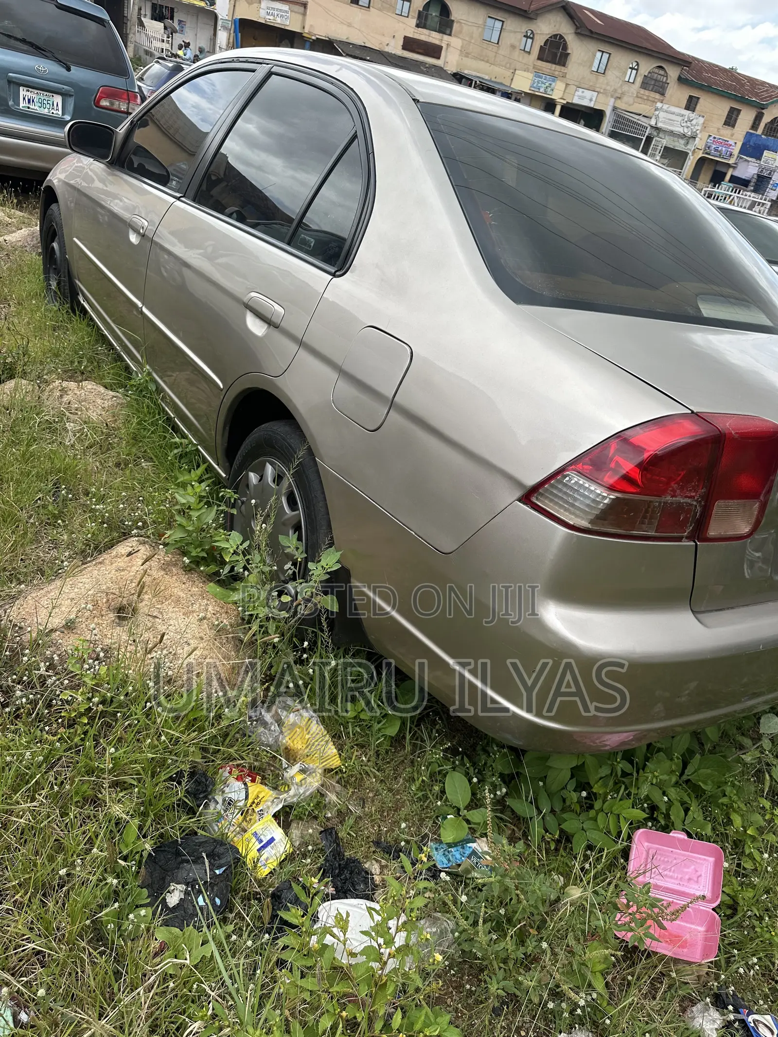 Honda Civic 2005 Gold