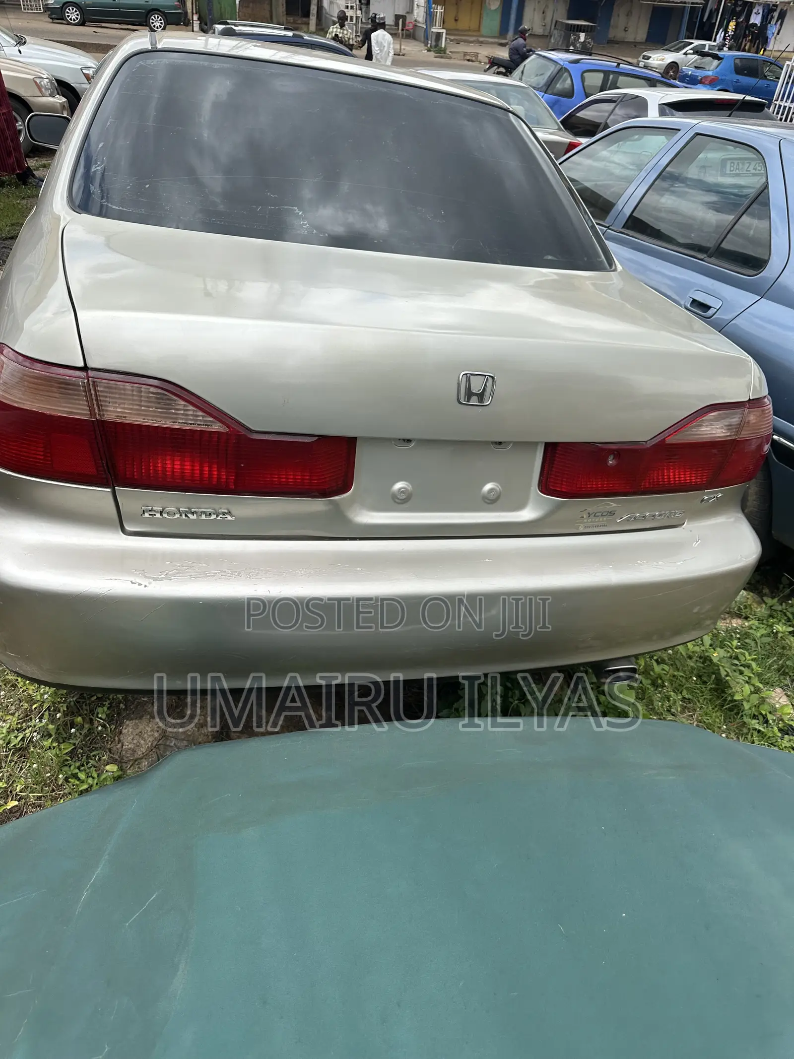 Honda Accord 1998 Gold