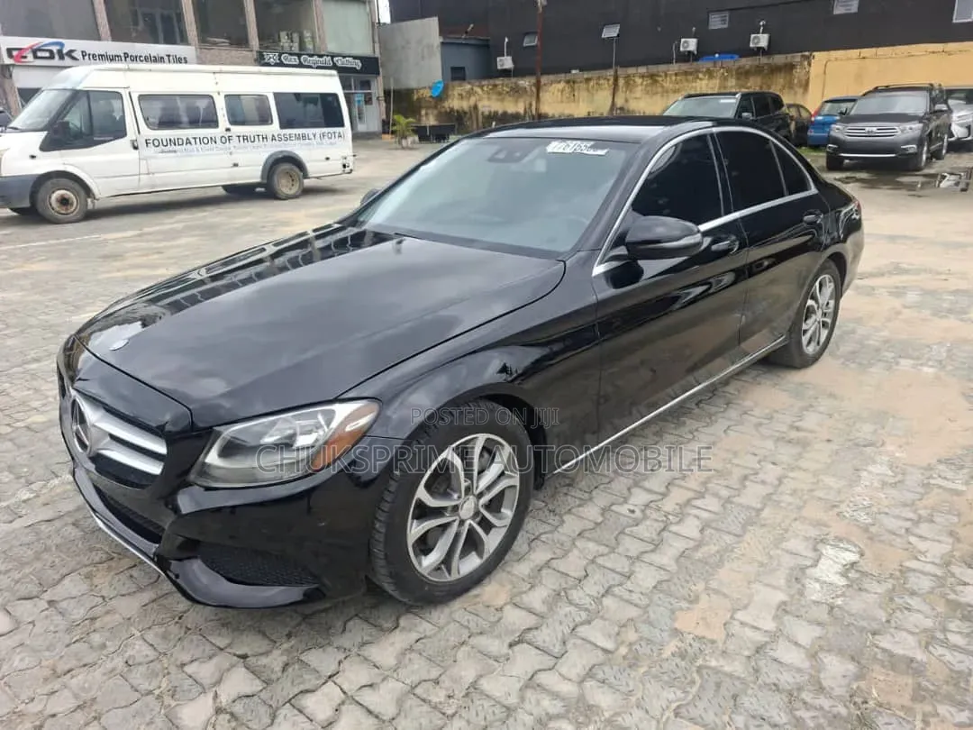 Mercedes-Benz C300 Base AWD 4Matic Sedan (2.0L 4cyl 7A) 2015 Black