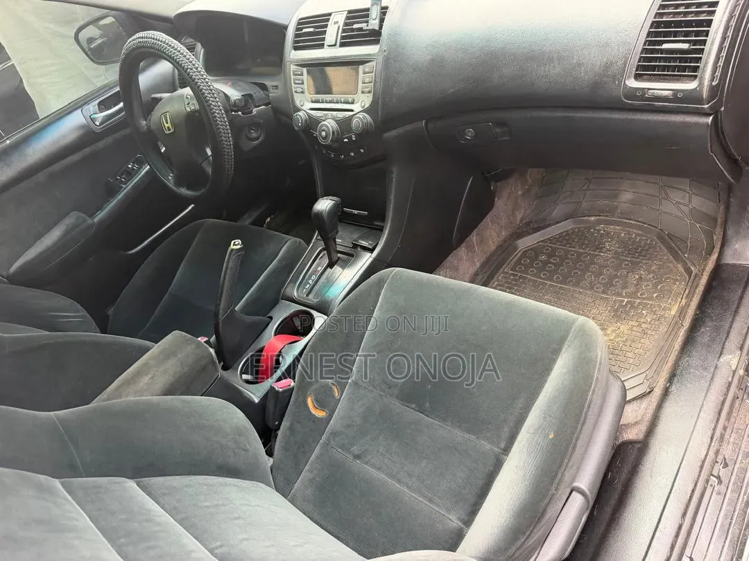 Honda Accord 2006 Silver