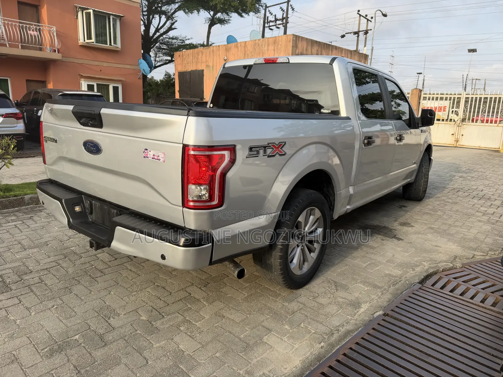 Ford F-150 XL 4x2 SuperCrew Cab Styleside 6.5 ft. box 157 in. WB 2017